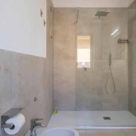 Taylor House - Your In Penzion 3*