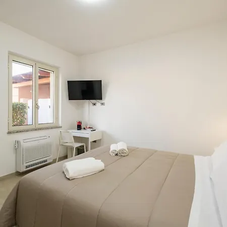 Taylor House - Your In Olbia